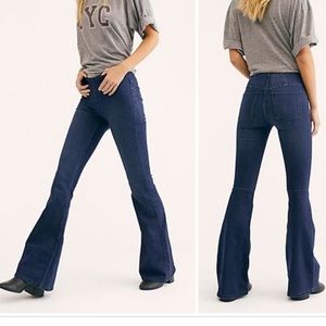 NWT Free People Penny Pull-On Flare Jeans